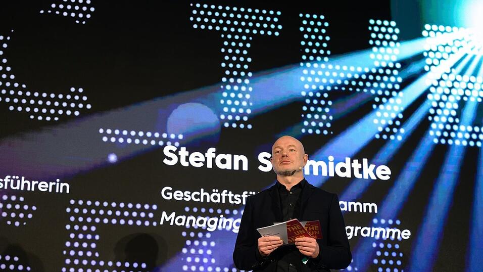 Programmgeschäftsführer Stefan Schmidtke: «Über 2.000 Veranstaltungen haben die Stadt zu einem internationalen Magneten gemacht.»