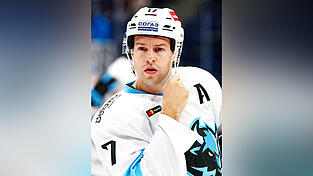 Als Spieler verfügt Marc-André Gragnani über jede Menge Erfahrung, unter anderem aus seiner Zeit in der KHL, wo er bei Dinamo Minsk unter Trainer Craig Woodcroft spielte. Die Position des Assistant Coaches bei den Straubing Tigers ist für den Kanadier Gragnani die erste Trainerstation in Europa.