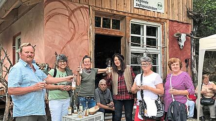 Eine Verkostung auf dem Luisenhof durfte nicht fehlen.