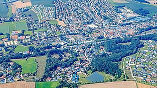 Enorm gewachsen ist Ergoldsbach in den vergangenen Jahren, so dass bei der Infrastruktur immer noch nachgebessert werden muss.