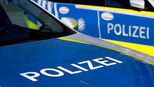 Die Polizei ermittelt wegen schwerer Körperverletzung. (Symbolbild) Die Polizei ermittelt wegen schwerer Körperverletzung. (Symbolbild)