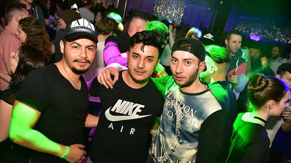 Schickes Parytvolk im Stars am Samstag in Landshut