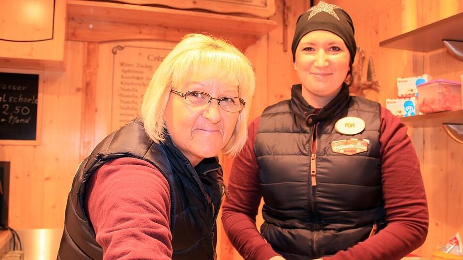 Am Donnerstagabend ist der Landshuter Christkindlmarkt eröffnet worden. Am Donnerstagabend ist der Landshuter Christkindlmarkt eröffnet worden.