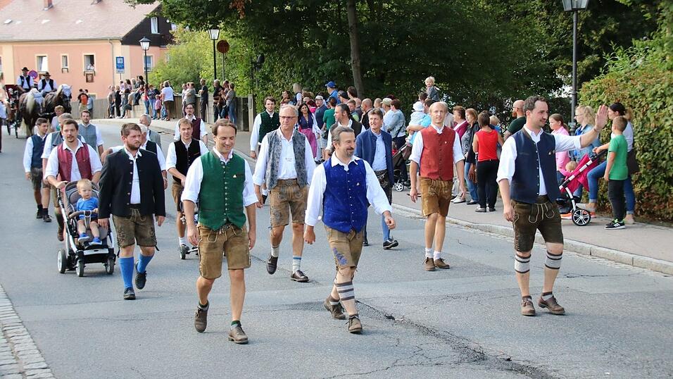 Augenblicke vom Festwirteinzug 2018. Augenblicke vom Festwirteinzug 2018.