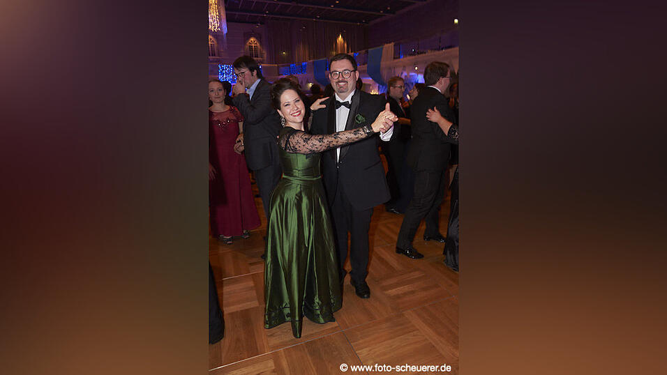 Feiern k&ouml;nnen sie, die Wirtschaftsjunioren - hier ist der Beweis!