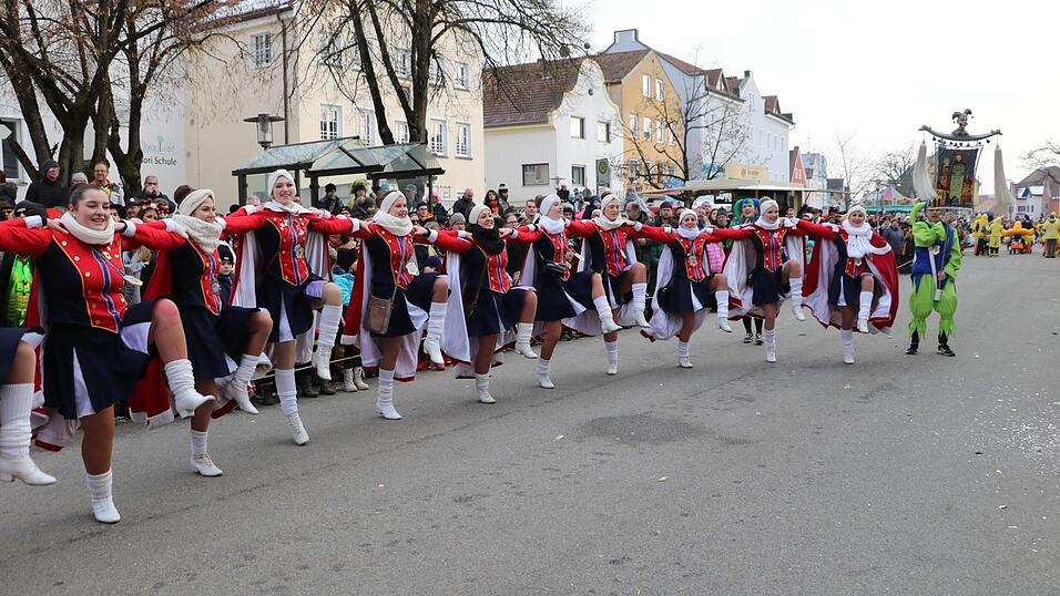 Beim Bogener Faschingsumzug war einiges geboten.