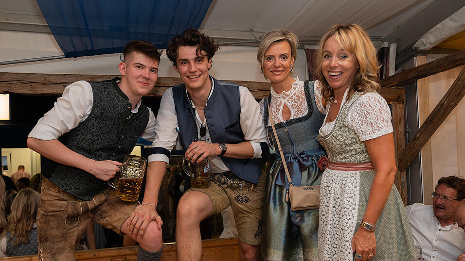 Die Partybilder vom Samstag, 12. August 2023, aus dem Festzelt Reisinger. Die Partybilder vom Samstag, 12. August 2023, aus dem Festzelt Reisinger.