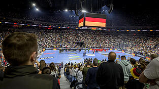 Die Nationalhymne kennen die meisten nur von Sportturnieren. Ab September soll sie verpflichtend auch in Schulen gesungen werden.