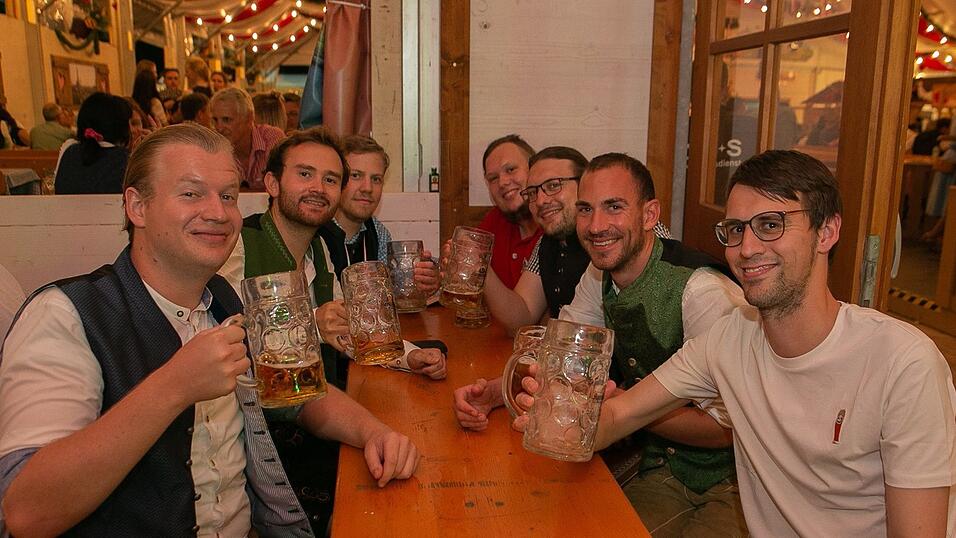 Die Partybilder von Mittwoch, 17. August 2022, aus dem Festzelt Greindl.