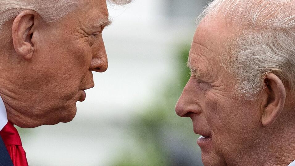 In seiner Rede bezog sich Charles auch auf den Klimawandel, den Trump immer wieder de facto leugnete. In seiner Rede bezog sich Charles auch auf den Klimawandel, den Trump immer wieder de facto leugnete.