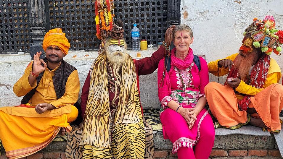 Kurze Haare und ein breites L&auml;cheln: Susanne Hoyer kam den Menschen w&auml;hrend ihrer Nepalreise nahe und hat die Gespr&auml;che mit ihnen genossen.