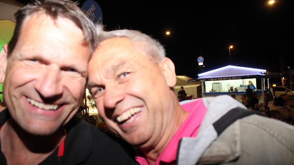 Viele Landshuter genossen ihren Freitagabend auf dem Bismarckplatzfest.