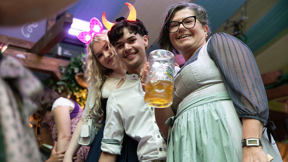 Die Partybilder vom Freitag, 8. August, aus dem Festzelt Wenisch. Die Partybilder vom Freitag, 8. August, aus dem Festzelt Wenisch.