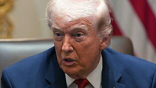 Trump hat mit der Zerst&ouml;rung iranischer Kraftwerke gedroht.