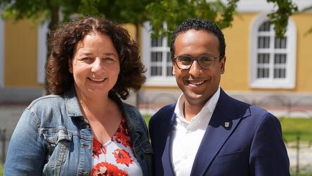 Die bayerische SPD-Generalsekretärin Ruth Müller und ihr Stellvertreter Nasser Ahmed vertrauen auf ihre Kandidaten für die Kommunalwahlen.
