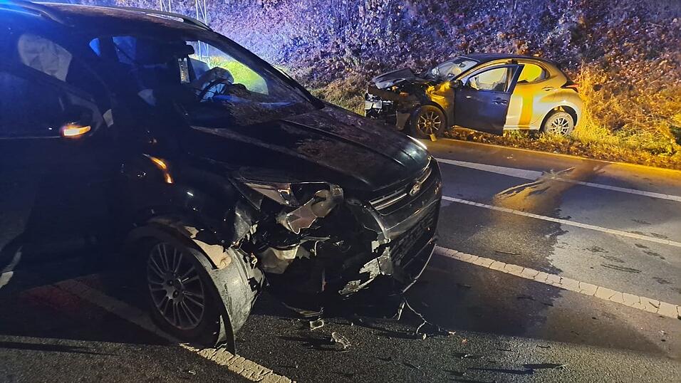 Im Landkreis Regen hat sich am Mittwochmorgen ein Unfall ereignet. Im Landkreis Regen hat sich am Mittwochmorgen ein Unfall ereignet.