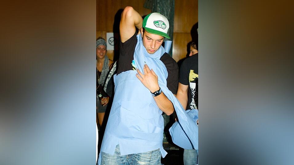 Rund 4000 Boarderfreunde feierten bei der Weltpremiere des neuesten Films von Isenseven, 'Let's go get lost' in M&uuml;nchen.