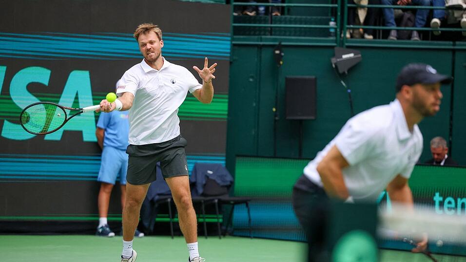 Kevin Krawietz und Tim Pütz haben Deutschland im Davis Cup in Führung gebracht. Kevin Krawietz und Tim Pütz haben Deutschland im Davis Cup in Führung gebracht.