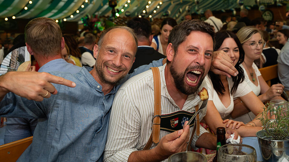 Die Partybilder vom Donnerstag, 13. August, aus dem Festzelt Wenisch. Die Partybilder vom Donnerstag, 13. August, aus dem Festzelt Wenisch.