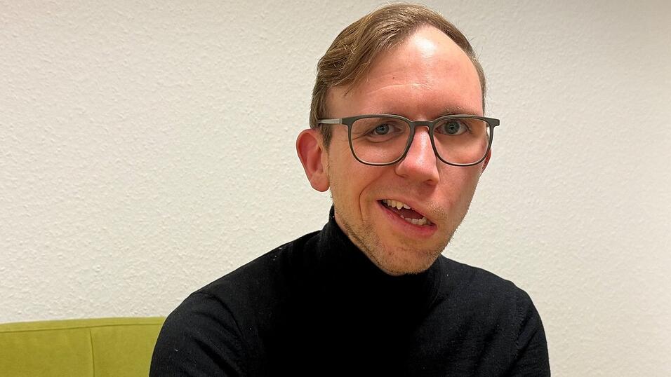 Lange Jahre fühlte sich Marcel Friederich weniger wert, glaubte, noch mehr leisten zu müssen als Menschen ohne eine Beeinträchtigung. Lange Jahre fühlte sich Marcel Friederich weniger wert, glaubte, noch mehr leisten zu müssen als Menschen ohne eine Beeinträchtigung.