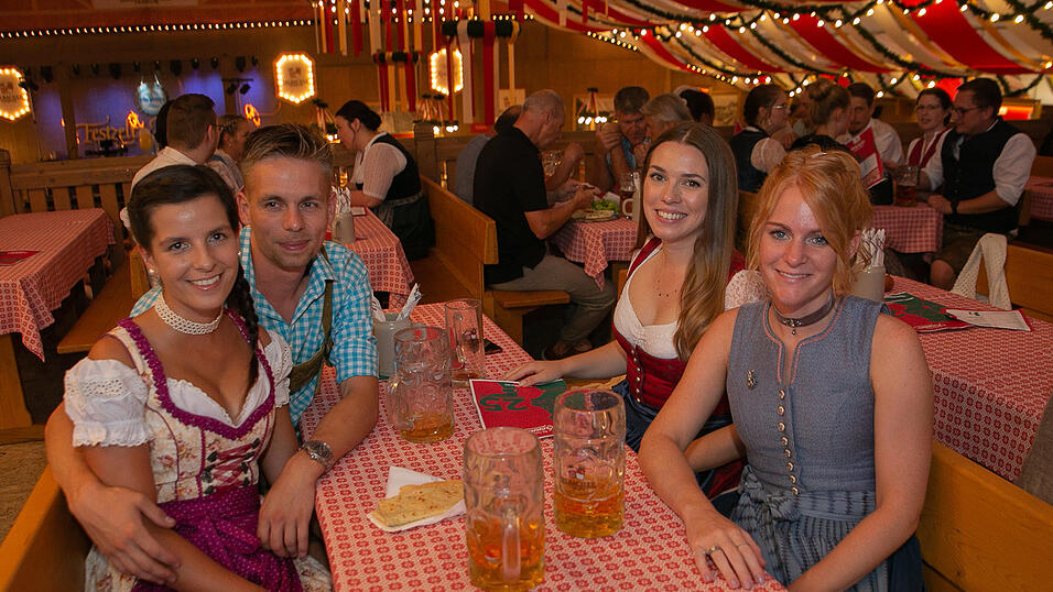 Die Partybilder von Donnerstag, 18. August 2022, aus dem Festzelt Krönner.