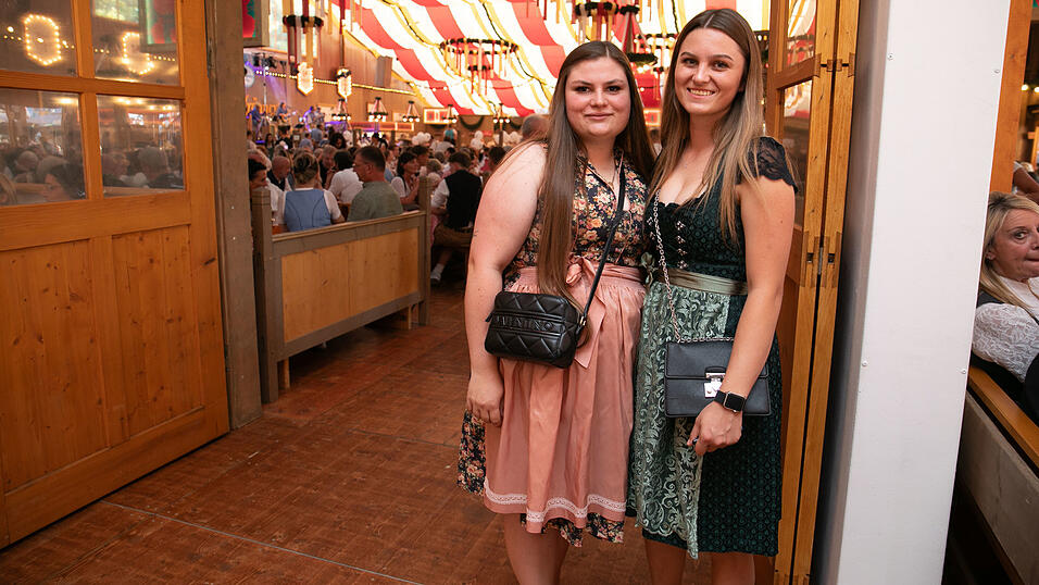 Die Partybilder vom Freitag, 8. August, aus dem Festzelt Krönner. Die Partybilder vom Freitag, 8. August, aus dem Festzelt Krönner.