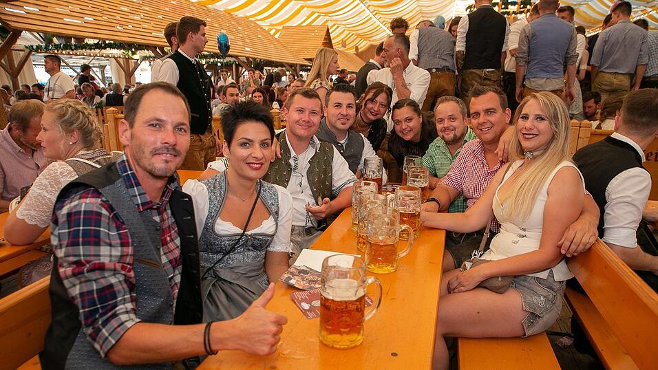 Die Partybilder vom Sonntag, 14. August 2022, aus dem Festzelt Nothaft.