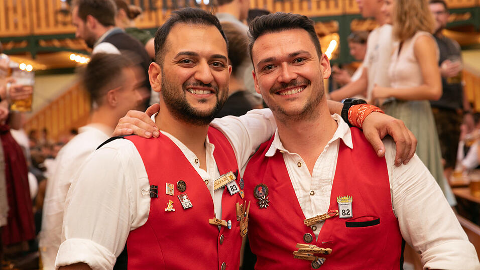 Die Partybilder vom Sonntag, 17. August, aus dem Festzelt Nothaft. Die Partybilder vom Sonntag, 17. August, aus dem Festzelt Nothaft.