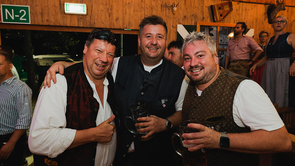 Die Partybilder vom Dienstag, 13. August 2024, aus dem Festzelt Weckmann. Die Partybilder vom Dienstag, 13. August 2024, aus dem Festzelt Weckmann.