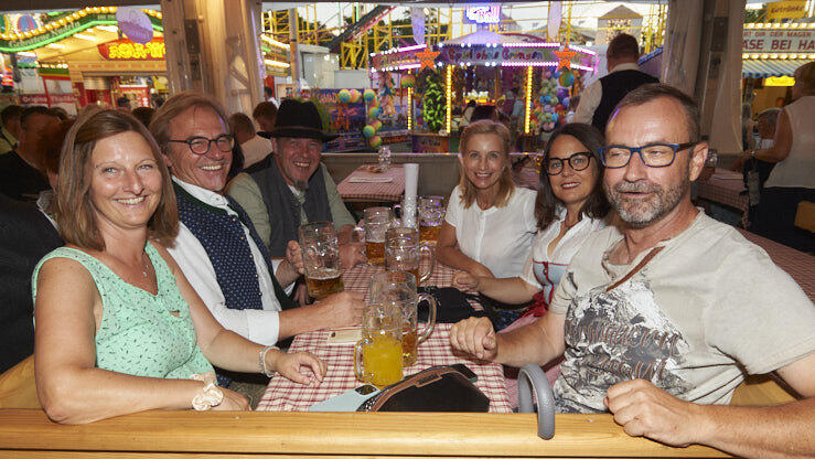 Die Partybilder vom Dienstag, 15. August 2023, aus dem Festzelt Lechner.