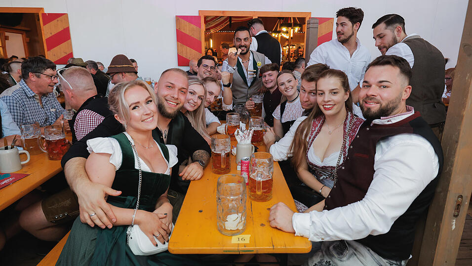 Die Partybilder vom Samstag, 10. August 2024, aus dem Festzelt Kr&ouml;nner.