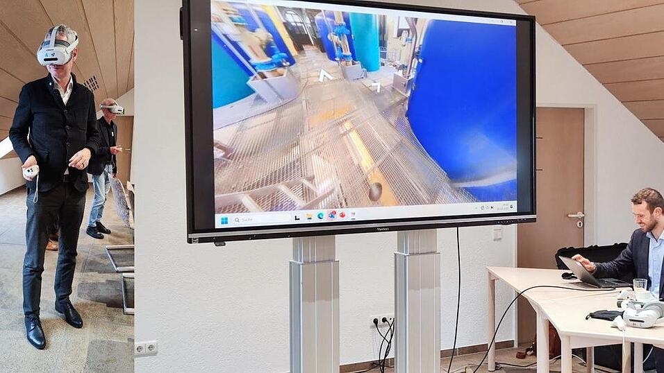 Die neue Technik wurde gleich vor Ort ausprobiert und auf dem Bildschirm demonstriert.