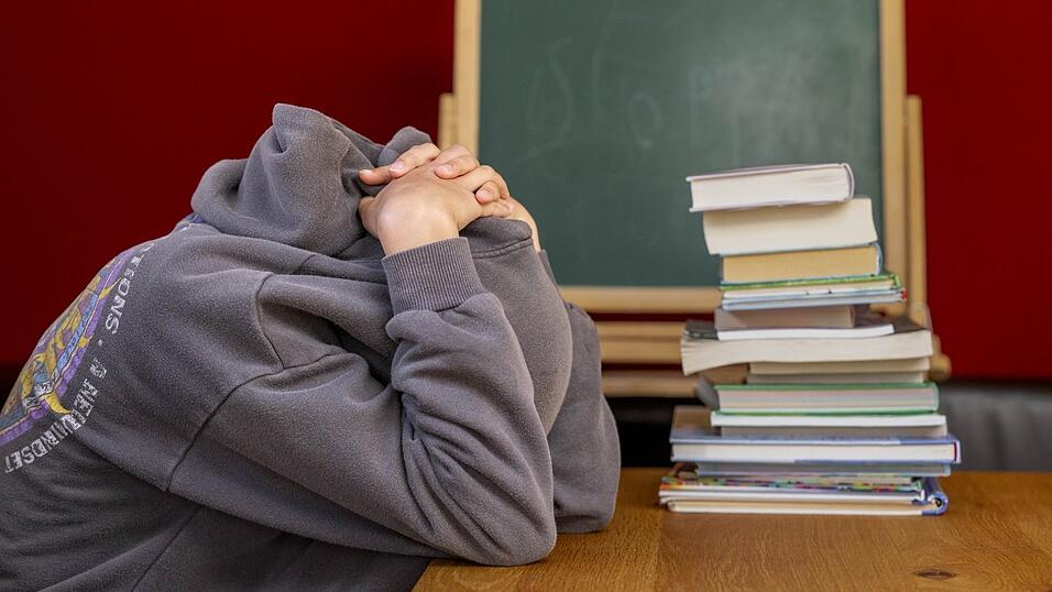 Hochbegabte Kinder langweilen sich im Unterricht schnell.