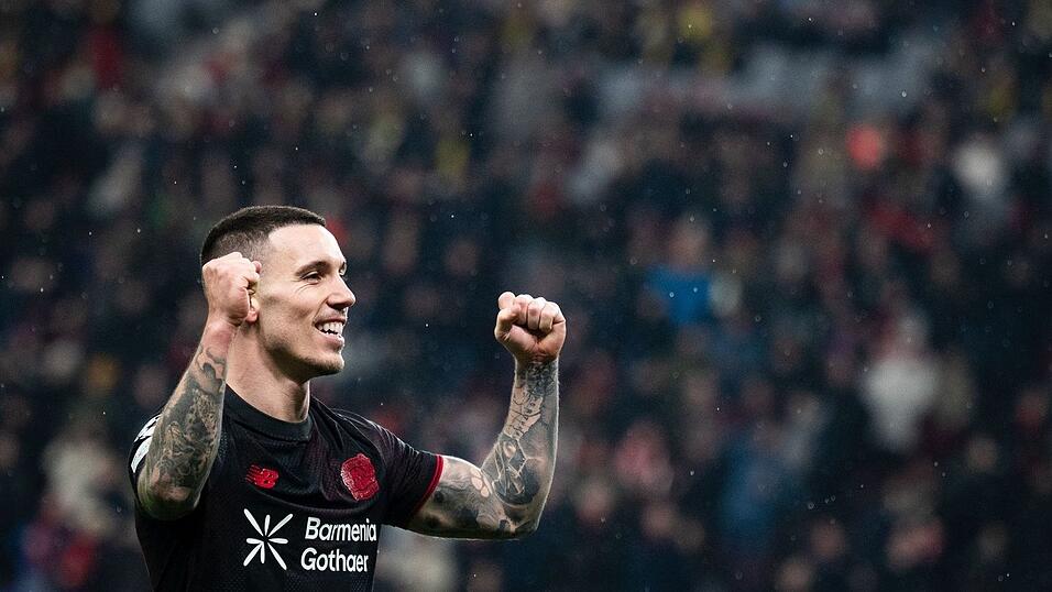 Bayer und Alejandro Grimaldo dürfen jubeln. Bayer und Alejandro Grimaldo dürfen jubeln.