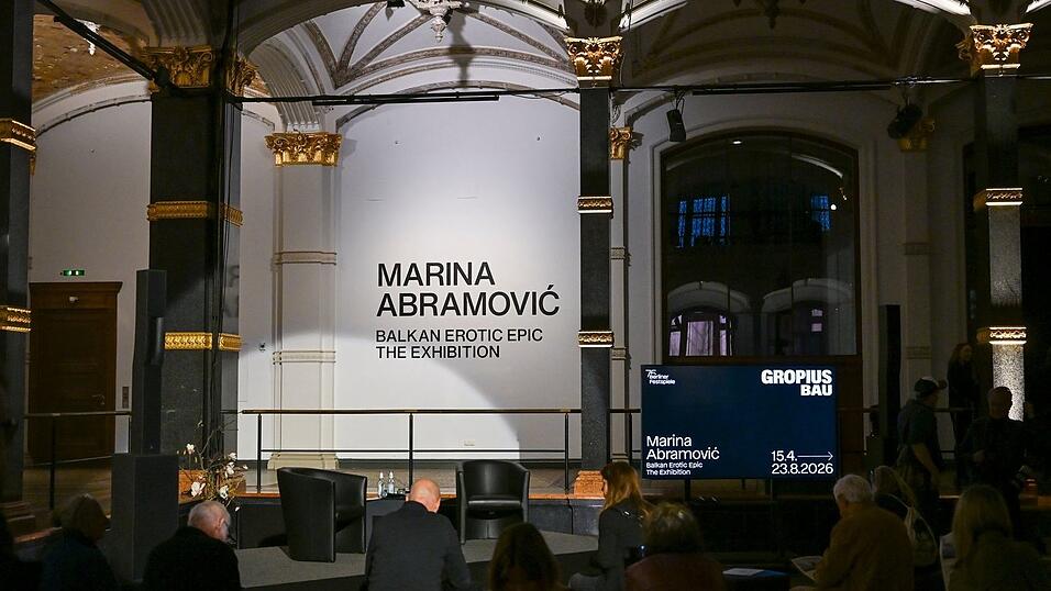 Die Ausstellung &laquo;Balkan Erotic Epic&raquo; im Gropius Bau.