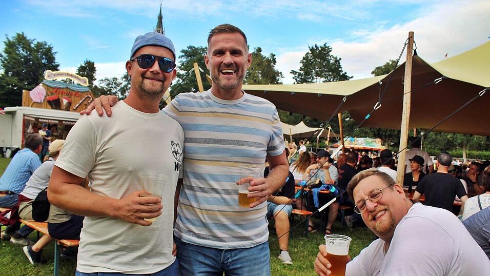 Fotos des&nbsp;ersten Open-Air-Abends auf der Ringelstecherwiese.&nbsp;