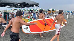 Beim Buddeln im Sand kommt ein 17-jähriger Junge an einem italienischen Strand ums Leben. (Foto: Archiv)