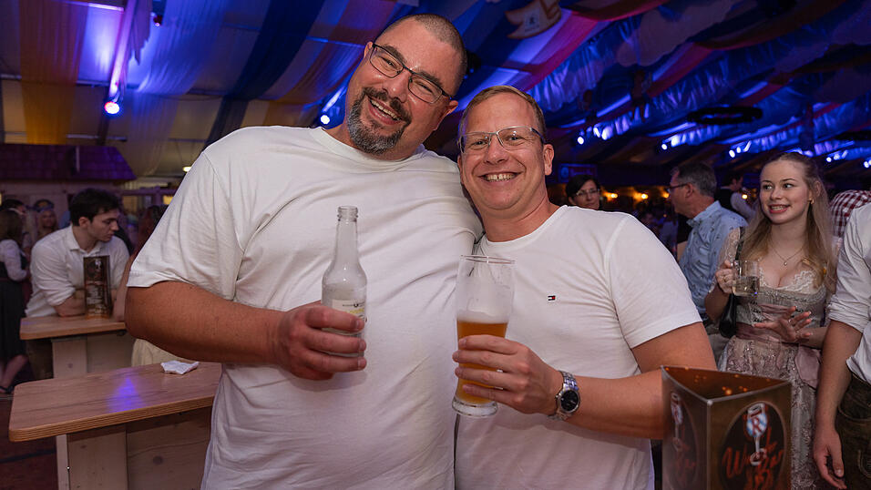 Die Partybilder vom Freitag, 18. August 2023, aus dem Festzelt Reisinger. Die Partybilder vom Freitag, 18. August 2023, aus dem Festzelt Reisinger.