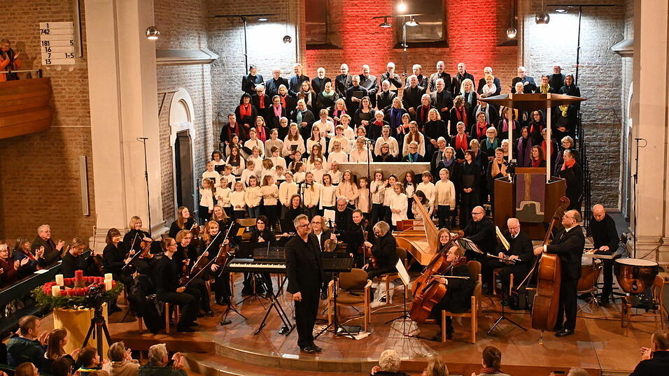 Alters&uuml;begreifende Harmonie herrschte beim &bdquo;Konzert der Generationen&ldquo;.