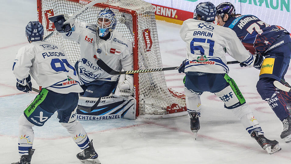 Torh&uuml;ter Florian Bugl im Einsatz gegen die Eisb&auml;ren Berlin 2025.&nbsp;