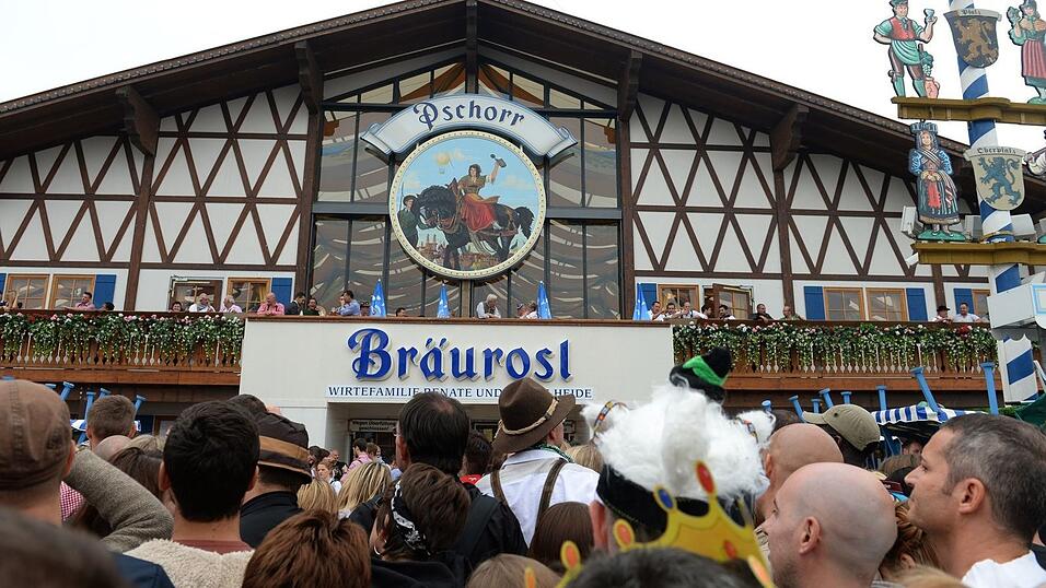 Im Festzelt «Bräurosl» findet das Event der «Busenfreundinnen» statt (Archiv). Im Festzelt «Bräurosl» findet das Event der «Busenfreundinnen» statt (Archiv).