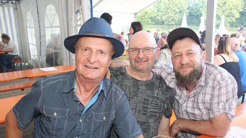 Zur Musik von Headless wurde ausgelassen gefeiert.