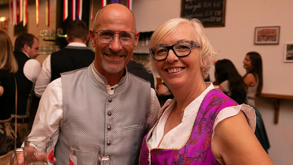 Die Partybilder vom Donnerstag, 14. August, aus dem Festzelt Greindl. Die Partybilder vom Donnerstag, 14. August, aus dem Festzelt Greindl.