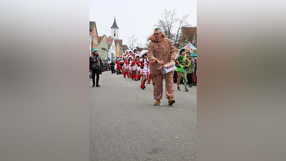 Die schönsten Bilder von den Faschingsumzügen in Bogen aus den vergangenen Jahren Die schönsten Bilder von den Faschingsumzügen in Bogen aus den vergangenen Jahren