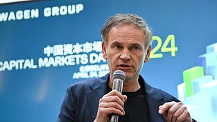 VW-Chef Blume will sich auf dem herausfordernden Automarkt in China nicht geschlagen geben. (Archivbild)