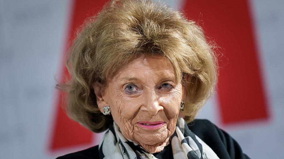 Die Vorsitzende der israelitischen Kultusgemeinde für München und Oberbayern, Charlotte Knobloch, begrüßt die Errichtung eines Holocaust-Bildungszentrums als Ableger der Gedenkstätte Yad Vashem in München (Archivbild). Die Vorsitzende der israelitischen Kultusgemeinde für München und Oberbayern, Charlotte Knobloch, begrüßt die Errichtung eines Holocaust-Bildungszentrums als Ableger der Gedenkstätte Yad Vashem in München (Archivbild).
