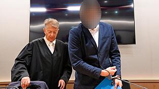 Der Angeklagte hat die Tat einger&auml;umt, aber eine T&ouml;tungsabsicht bestritten. (Archivbild)