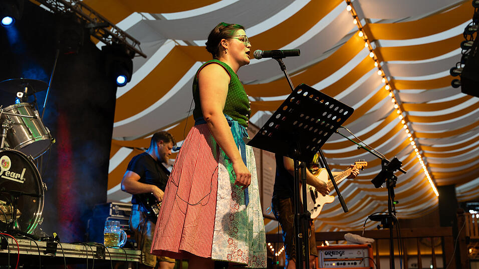 Die Partybilder vom Donnerstag, 17. August 2023, aus dem Festzelt Nothaft. Die Partybilder vom Donnerstag, 17. August 2023, aus dem Festzelt Nothaft.