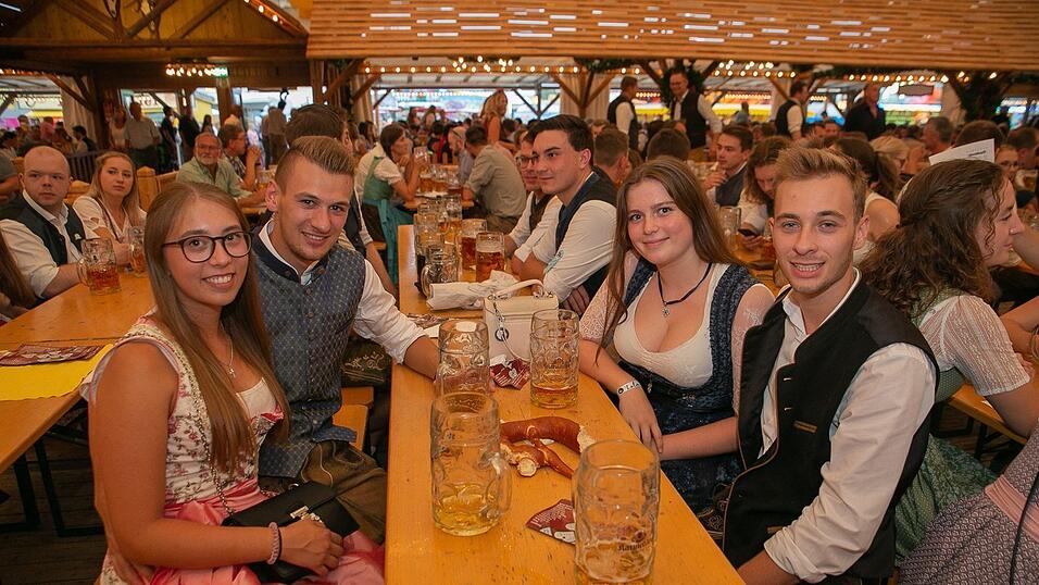 Die Partybilder von Donnerstag, 18. August 2022, aus dem Festzelt Nothaft.