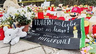 Ermahnungen in der Nähe des Tatorts des tödlichen Messerangriffs von Aschaffenburg: «Weniger Wahlkampf, mehr Mitgefühl!»